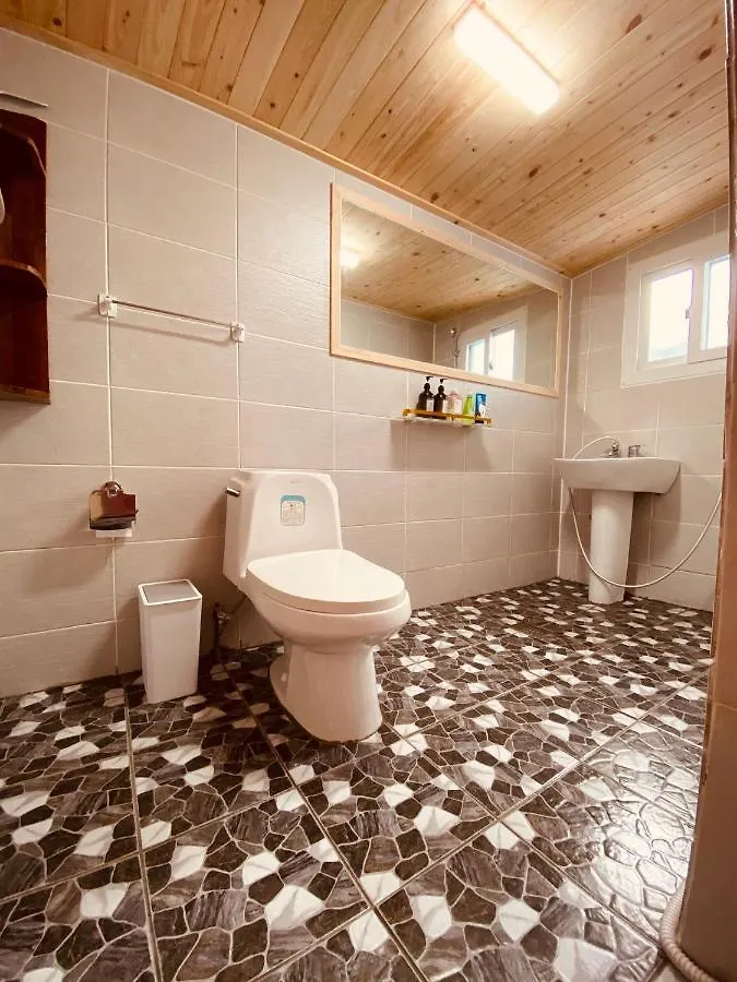Lefthander Guesthouse Jeju Corea del Sud
