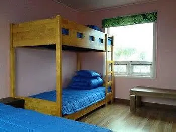 Lefthander Guesthouse Jeju 2*,