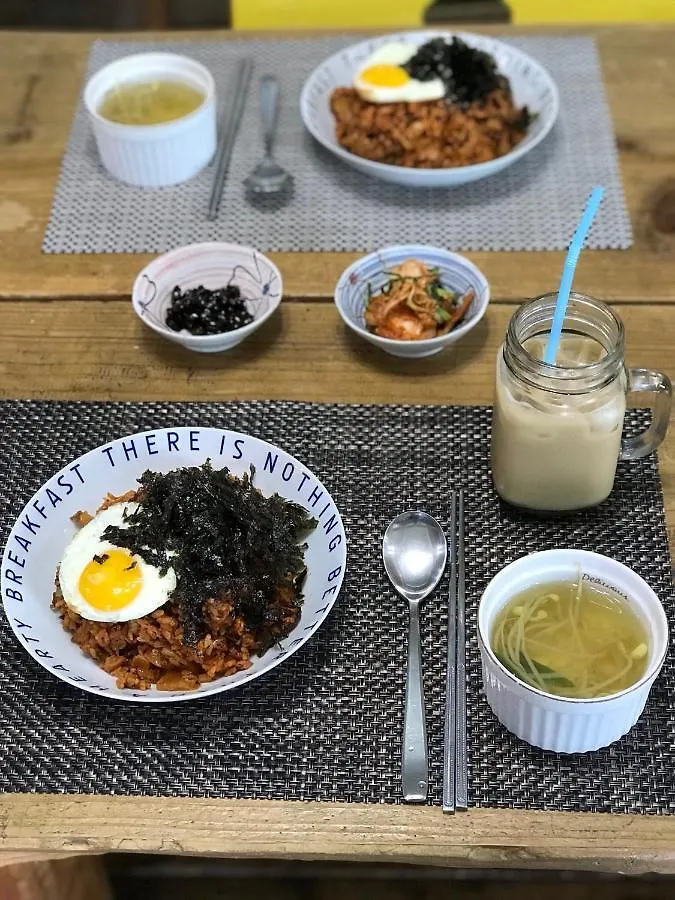 Lefthander Guesthouse Jeju 2*,  Corea del Sud