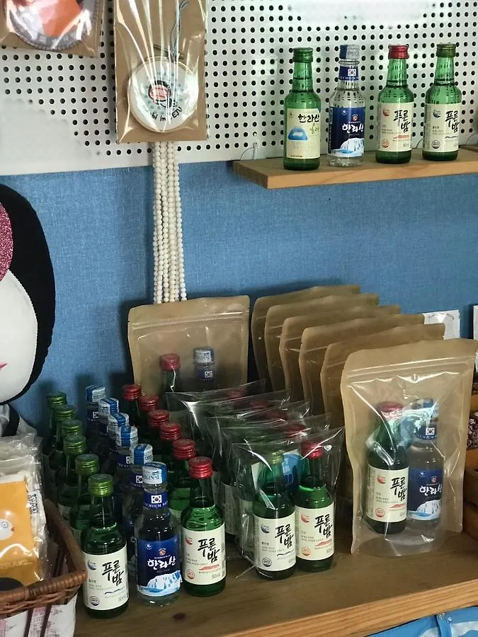 Affittacamere Lefthander Guesthouse Jeju